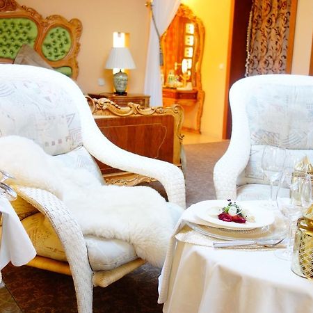Pazaislis Park Hotel Kaunas Esterno foto
