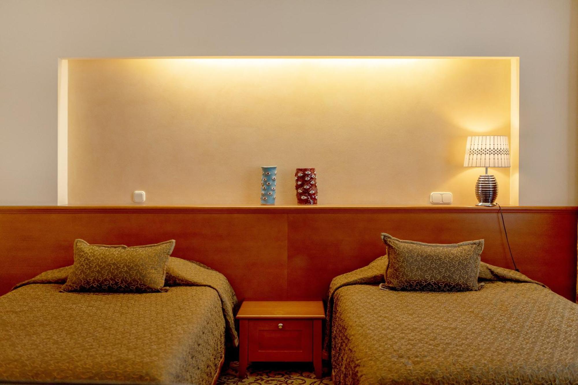 Pazaislis Park Hotel Kaunas Esterno foto