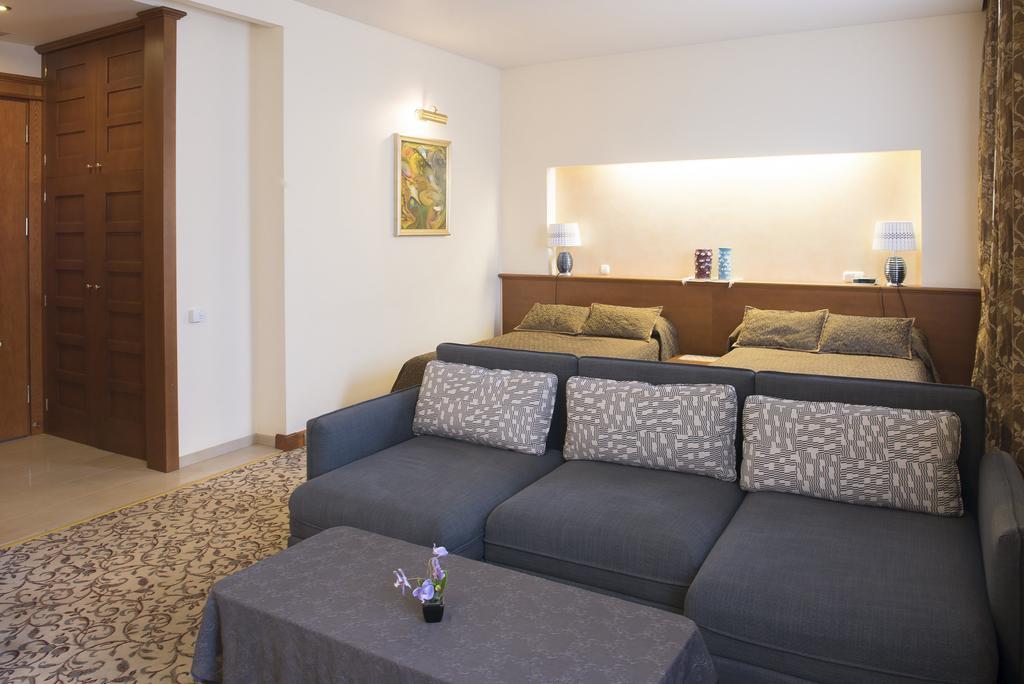 Pazaislis Park Hotel Kaunas Esterno foto