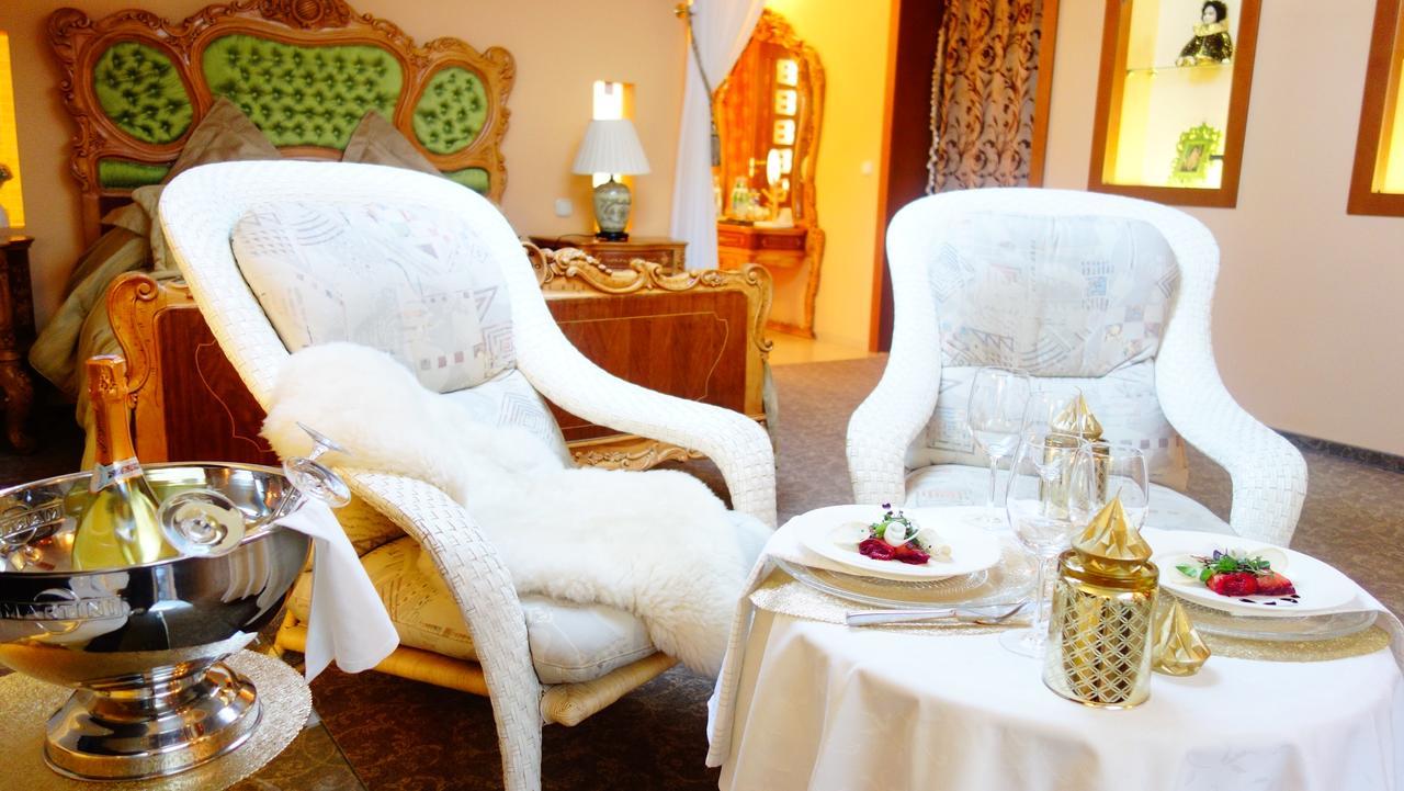 Pazaislis Park Hotel Kaunas Esterno foto